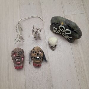 Halloween Decor Set with Skulls and Skeletons